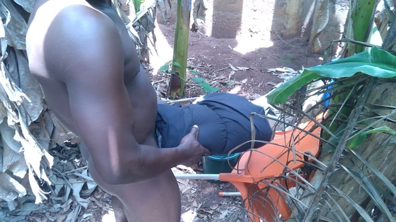 Moviesporn1: Una sola migliore performance di una sborrata dura senza nulla