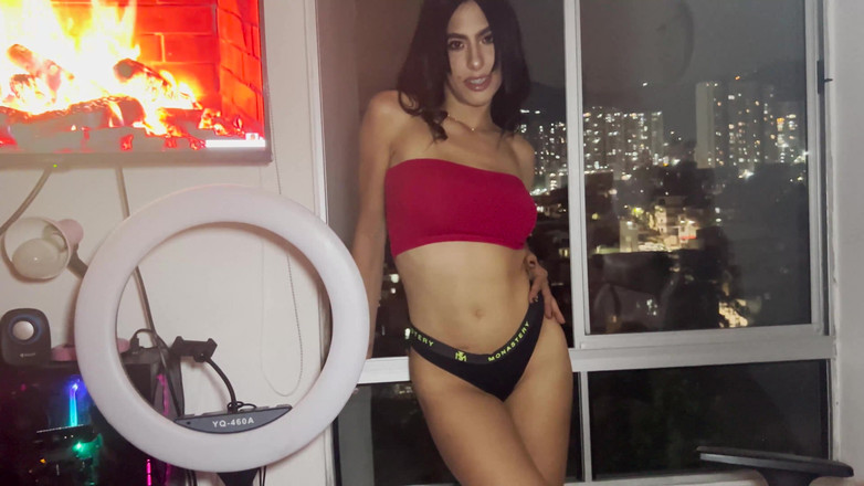 Alicia Trece: 热室友