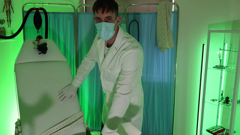 TomBakerBDSM: Chastity Shrinkage Programma deel 2 (4k)