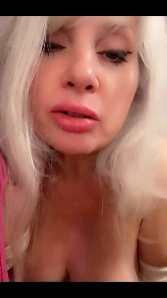 PaintedRose: Chiloți în Hamper