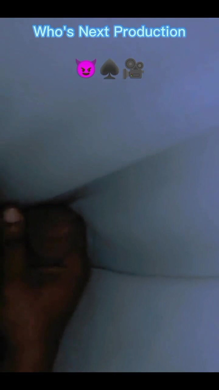 Whos nxt production: Mi Sento Eccitato