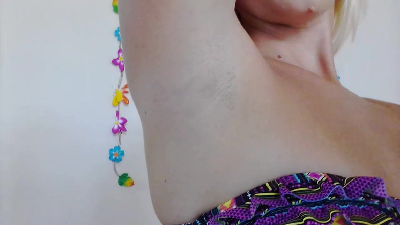 MissAnja_FH: Поклоніння волохатим і спітнілим пахвам