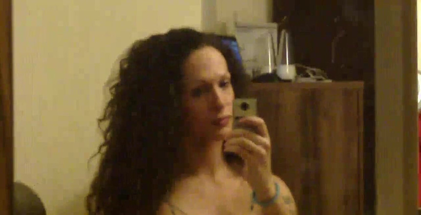 Nikki Montero: Latina transexual estrella porno Nicole Ashley selfie en el Reino...