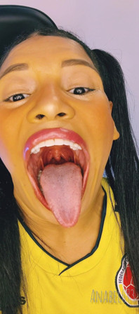 Yawning with My Huge Mouth