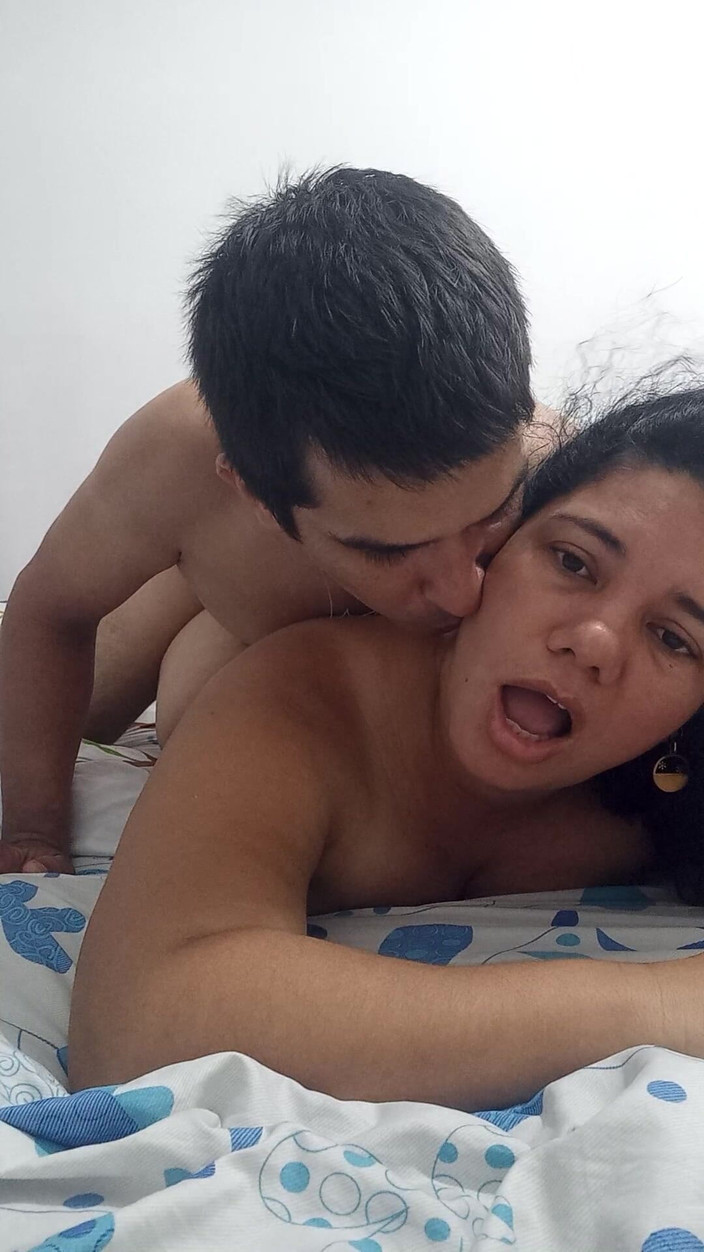 Valkyrie and Luigy Couple: Bini Saya SukaKanNya Dalam Pantat