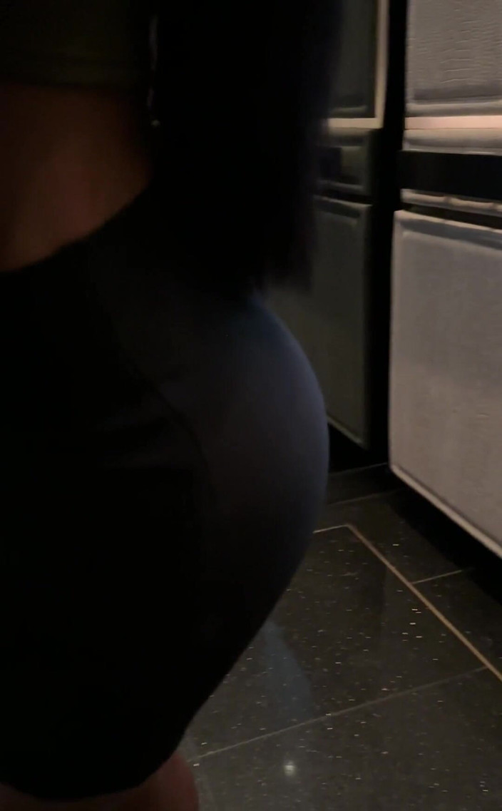 Miss Lexa: 엘리베이터에서 창녀가 되는 예 나는 거기 카메라 Lol을 알고 있다