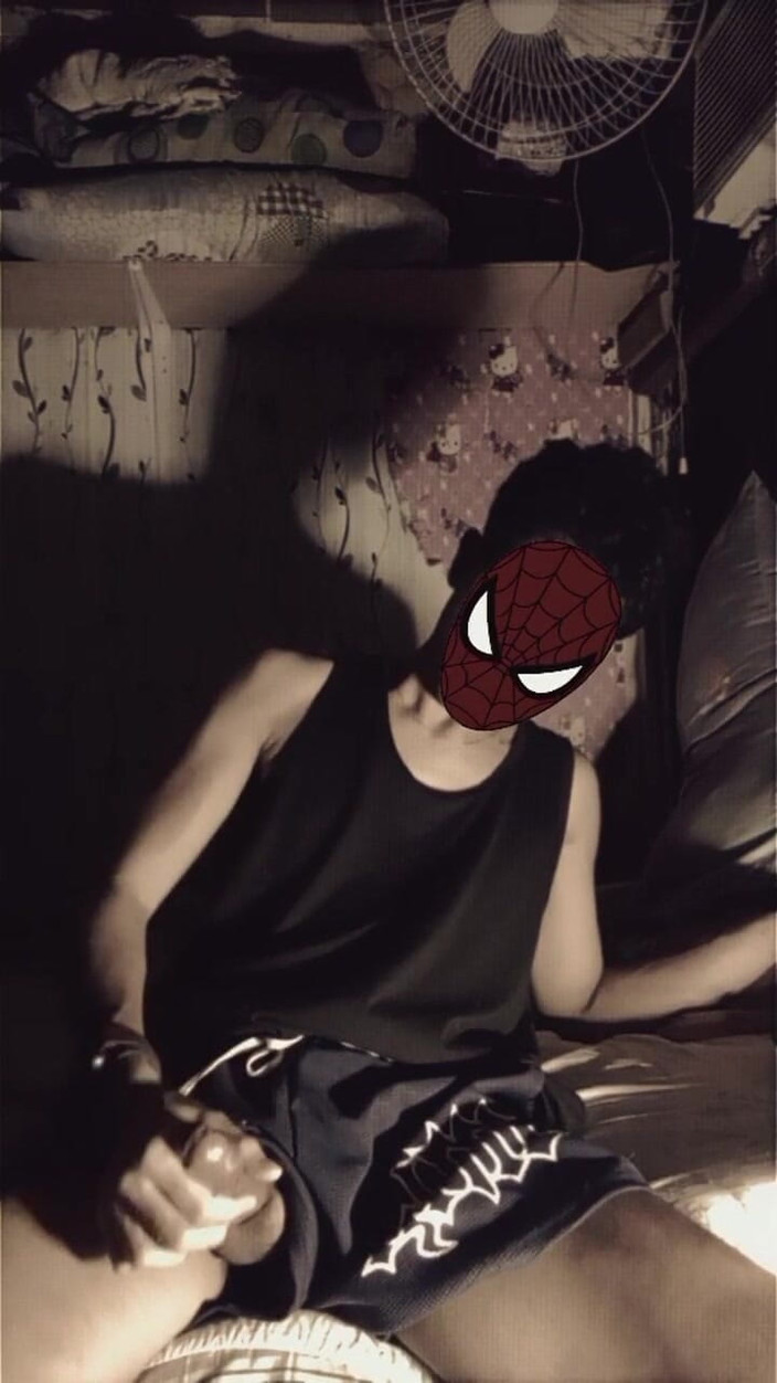 SunflowerBaby: Masturbuj się sam w pokoju