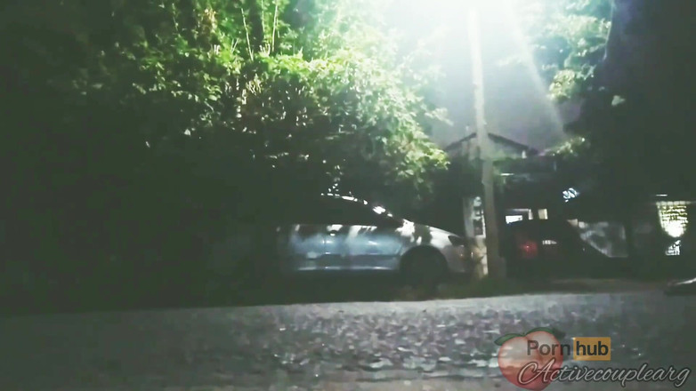 Activecouplearg: 公共のセックス屋外