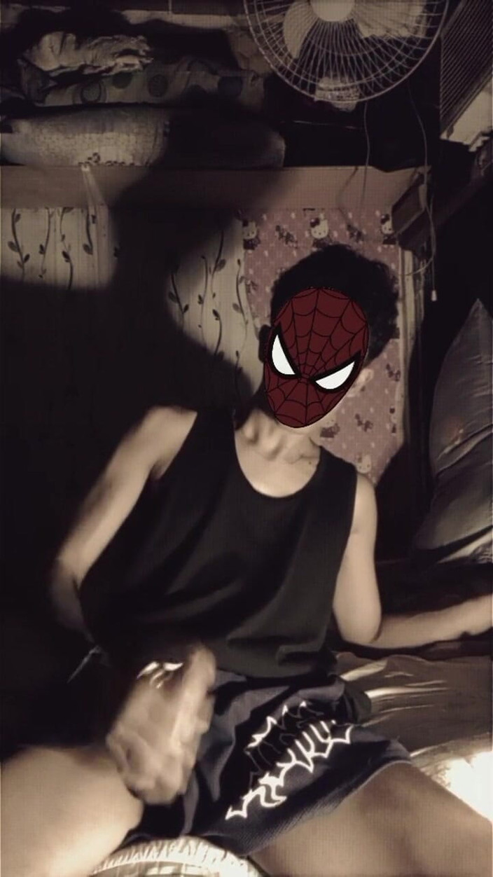 SunflowerBaby: Мастурбация в одиночестве в комнате