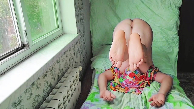 Kitty_Cross: Büyük balon götlü seksi ladyboy ateşli sevimli travesti sürtük kadın...