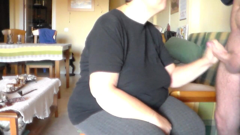 Sex hub couple: John is giving Jen a big cum facial
