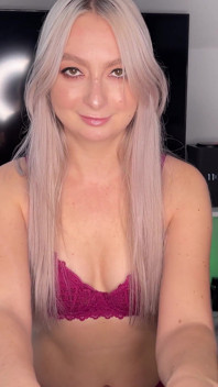Hot Blonde Makes a Gentle Blowjob - Eye Contact