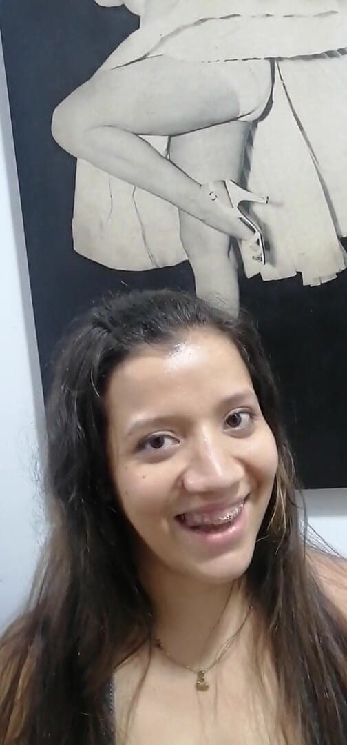 Andrea Velez: Andrea sangat panas untuk awak