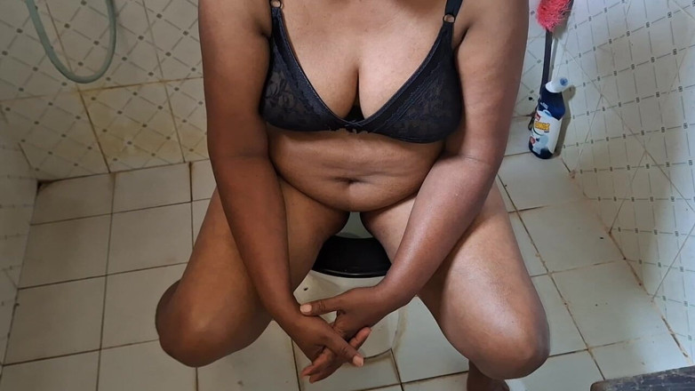 Teena New: Büyük memeli Asyalı en ateşli orta yaşlı seksi kadın