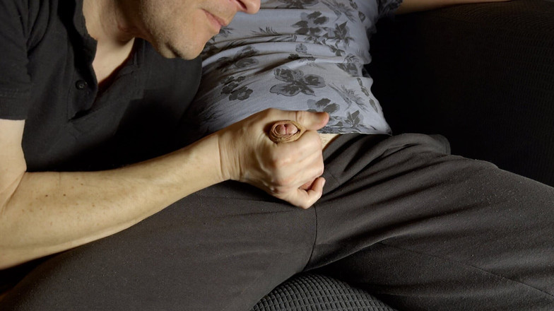 Wichskumpel: Masturbează-te și suge pula cuiva, partea 1