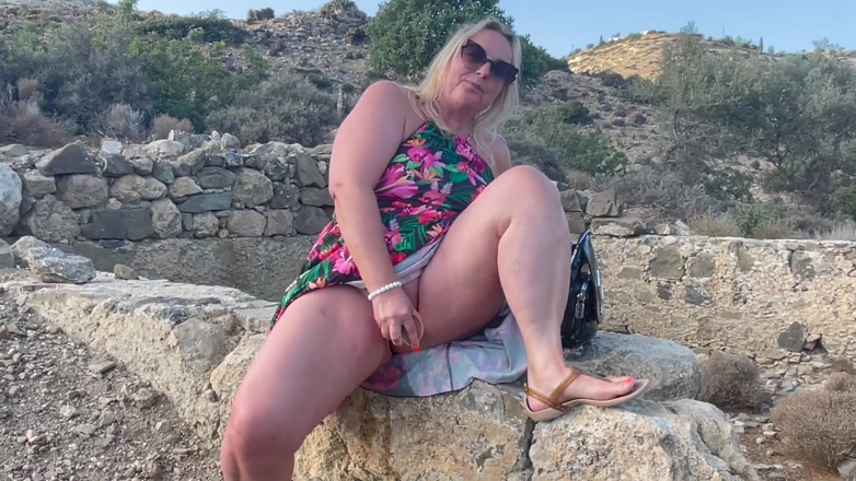 Lena Cox: Horny Wife Outdoor Squirting Masturbation - Nympho Wife Real Orgasms