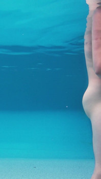 My Darling Fucks Me in the Pool of the Villa!