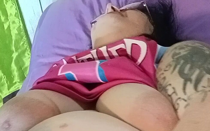 HerculesnVENUS: バスケットボールジョーンズ、この太ったホー、彼女はこのボーラーに激しく絶頂し、彼は今、恥ずかしげな散歩でゲームに勝ちます