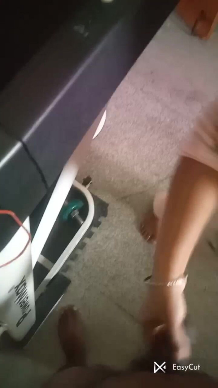 Pickup maami: Fitnessstudiomeister Weorkout in tante