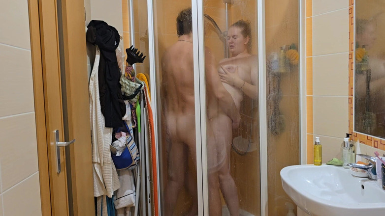 HNC Productions: Solo Bañando Juntos... Hasta Que Se Convirtió En Sexo De...