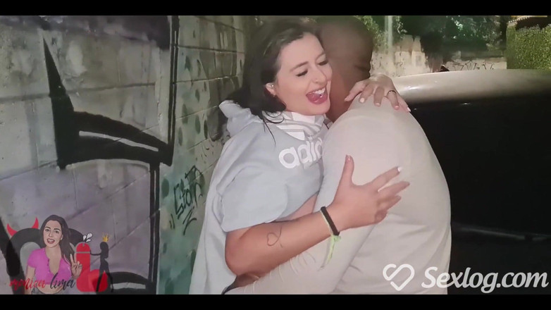 Monica Lima: 담배를 사기 위해 남편과 함께 집을 나섰지만 핫한 흑인 남자를 발견했을 때 나는 섹스를 멈췄다.