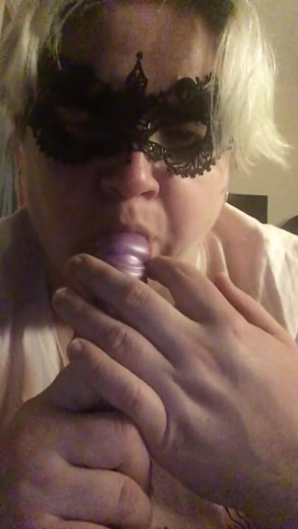 Real homemade BBW BBC porn: Bbwbootyful sucking deepthroat my 12inch dildo