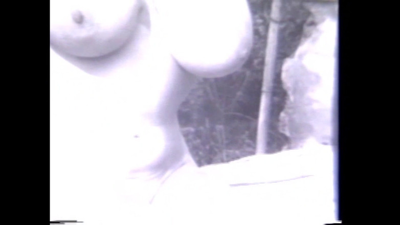 The Unforgettable: Payudara Besar Provokatif