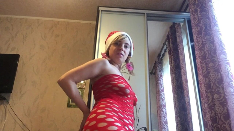 LarisaCum: Cum on my face and I play with the sperm