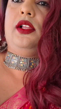 Your Mistress Waiting to Be Served Come Join Me