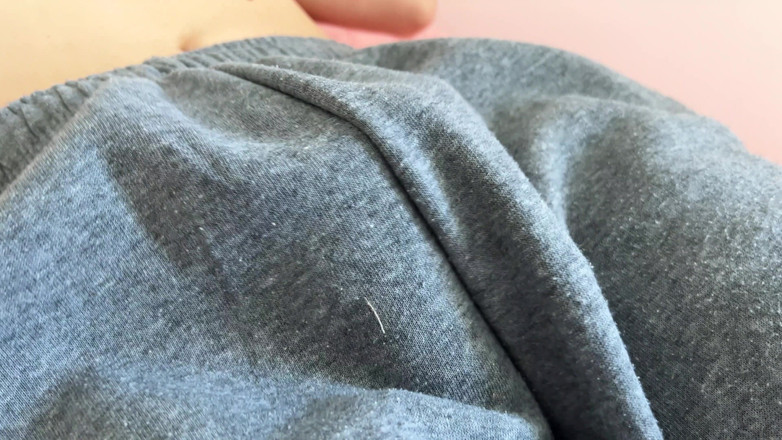 Mia Foster: Abang tiriku crot di celana dalamku dan aku akan memakainya...