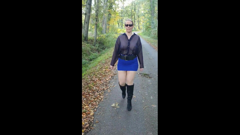 UserBitch1: Frivolous Walk Ended with Blowjob