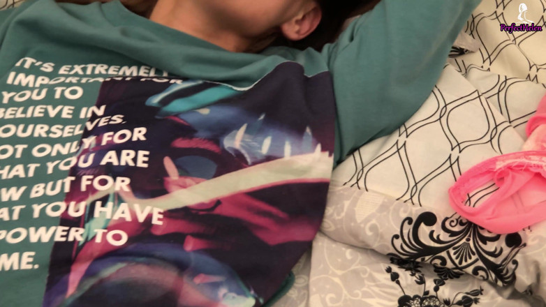 PerfectHelen: Brunette sucks dick, fucks lying down and orgasm