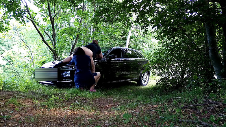 Toilet Mommy: Buổi chiều không quá nhàm chán