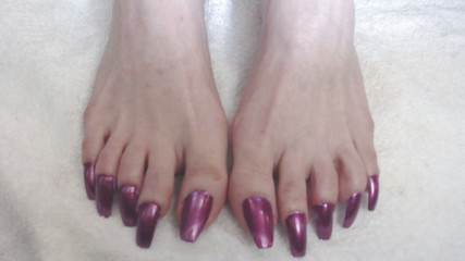 Abby Anna: Super dlouhé metalické růžové nehty