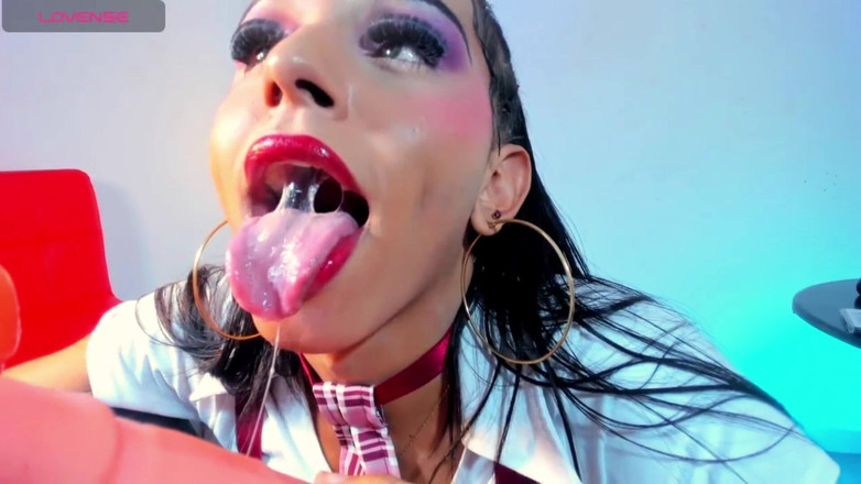 Brittany Gil: Latina Ama Soffiare E Si Mette 2 in Bocca