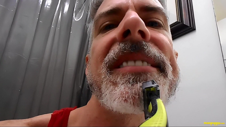 Man Puppy: Научить тебя бриться - папочка гигант 8