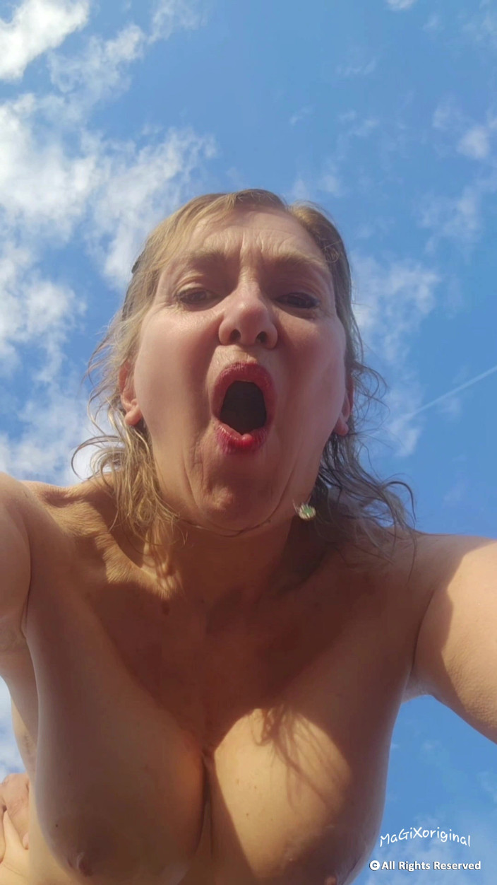 Blondie2307: Jednou na pláži