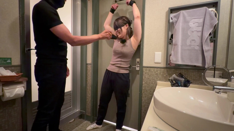 tomometal65: Married Woman Tickling Part 1