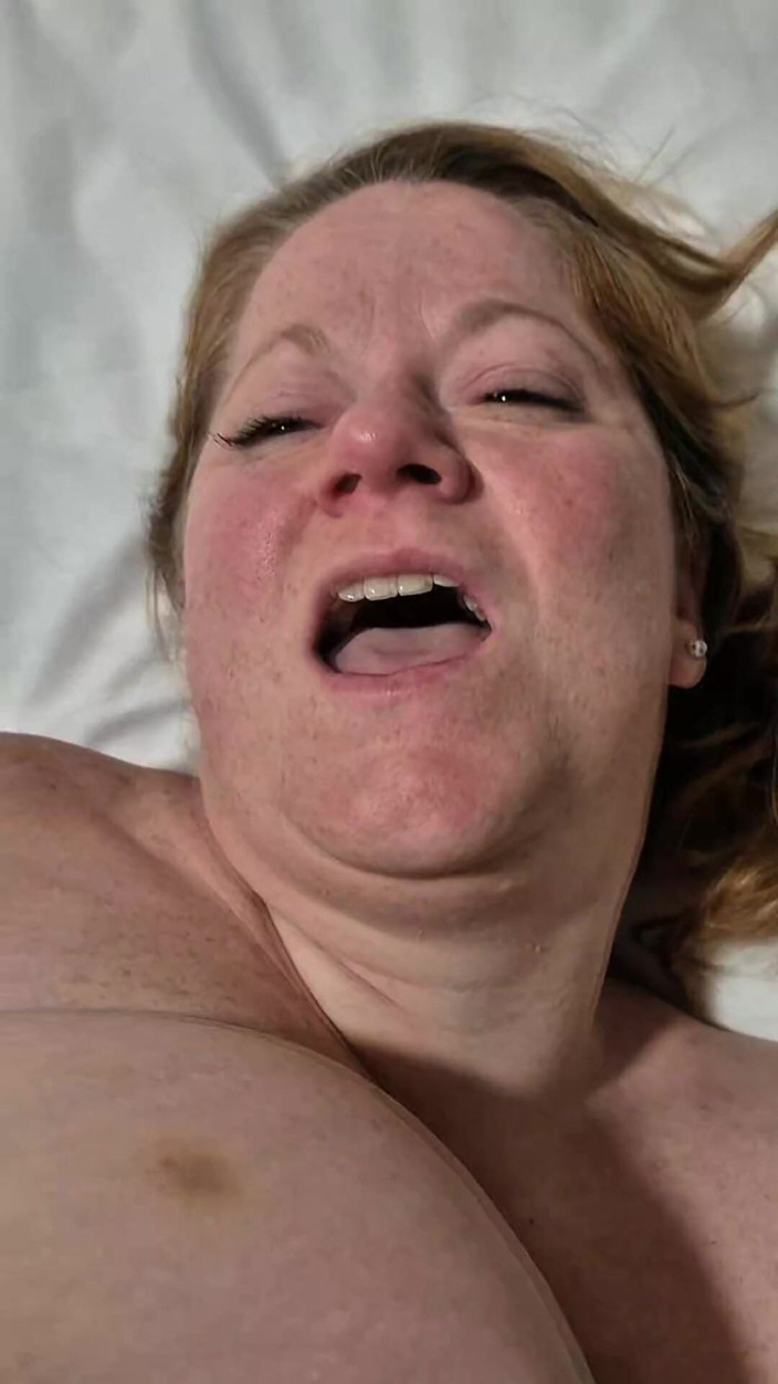 Lola38g: Lulu Does Messy Bareback Anal