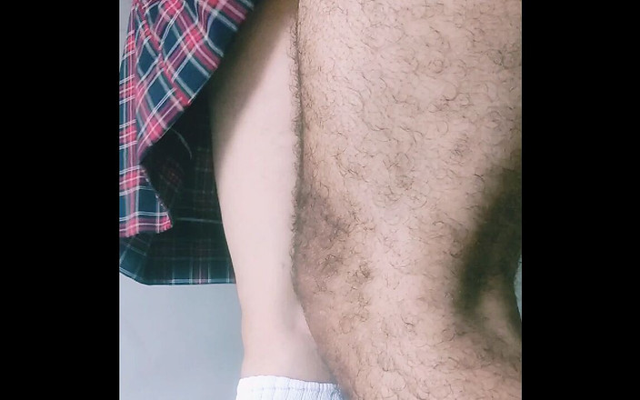 Emily-Chan: Una teen latina viene segretamente scopata