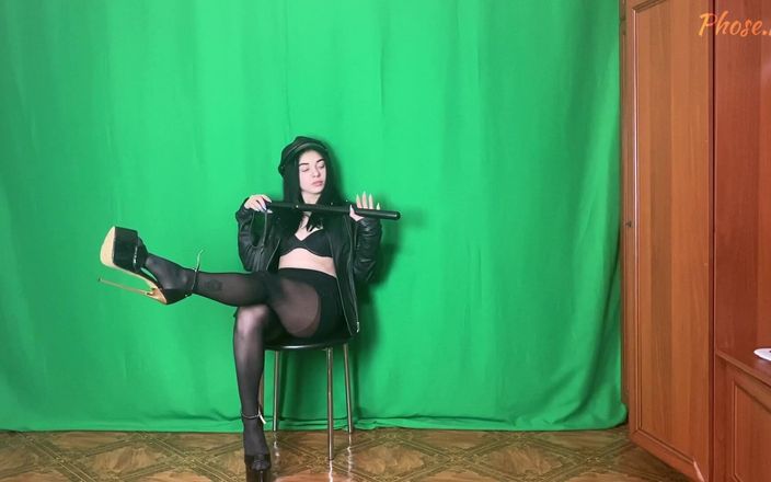 Pantyhose me porn videos: Amber Being a Bad Girl in Black