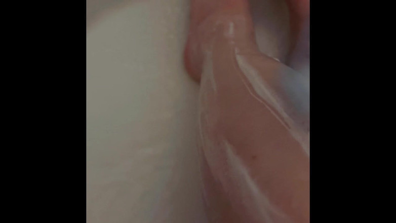 Blumoon: Nass werden und sich rasieren