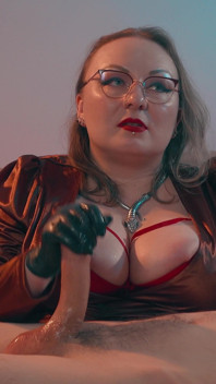 Best Femdom Handjob Ever.