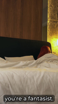 Madrastra Comparte Cama Con Hijastro En El Hotel - ¡se Despliega La Noche Traviesa!