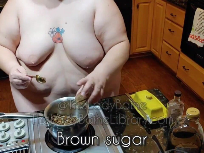 TheLadyBaine: The JOI of naked baking: pumpkin bread