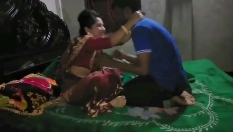 Hubby 23: Hot Indian Wife Suhagrat Hard Fucking Video