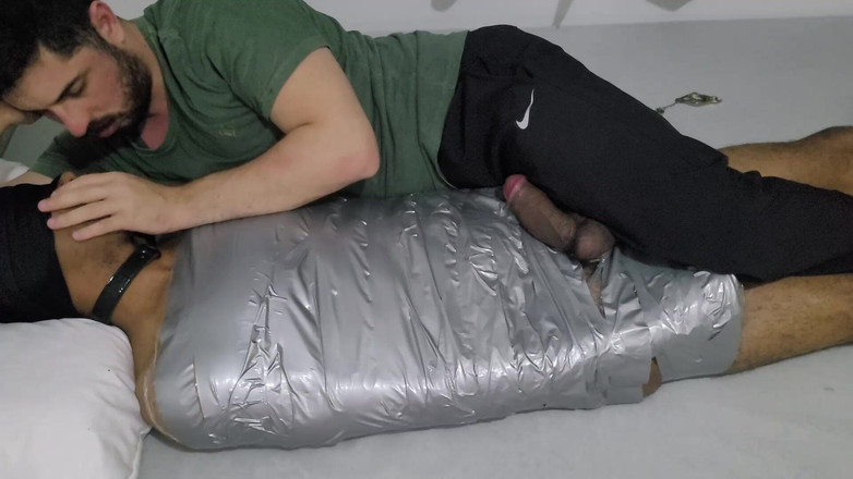 Rope Hunter: Playing with Mummified Boy and Mouth Play