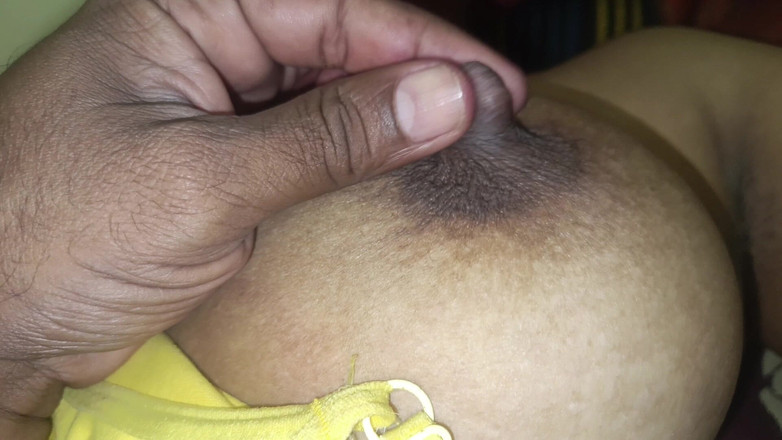 Magilmathi: Gospodină care se bucură de romantism fierbinte