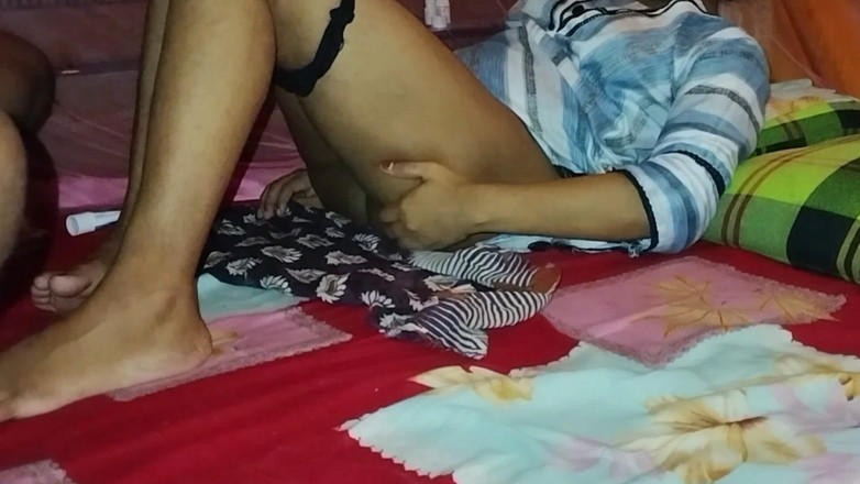 Deshi women: Moje nevlastní sestra šuká a stříká do kundičky, indická krásná nevlastní...