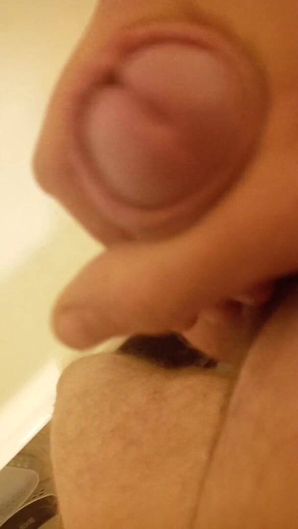 Hotboi 1993: Masturbate and cum
